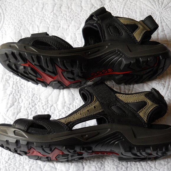 Men's Ecco Offroad Nubuck Walking Sandal Minimal Use Indoors Like new - Picture 3 of 6